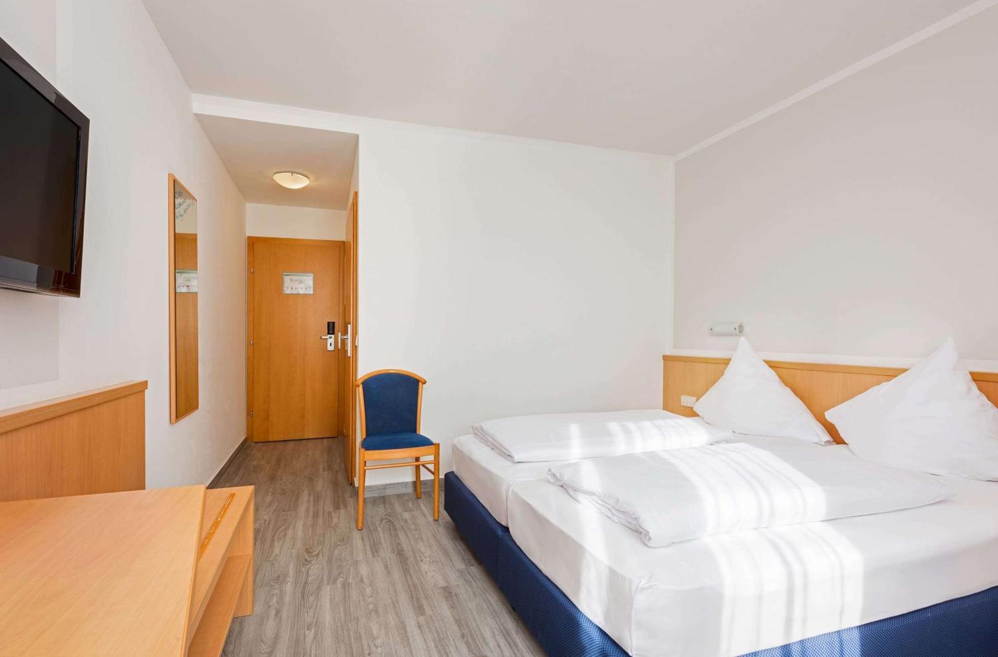 Hotel Bochum Wattenscheid Affiliated By Melia Exteriör bild