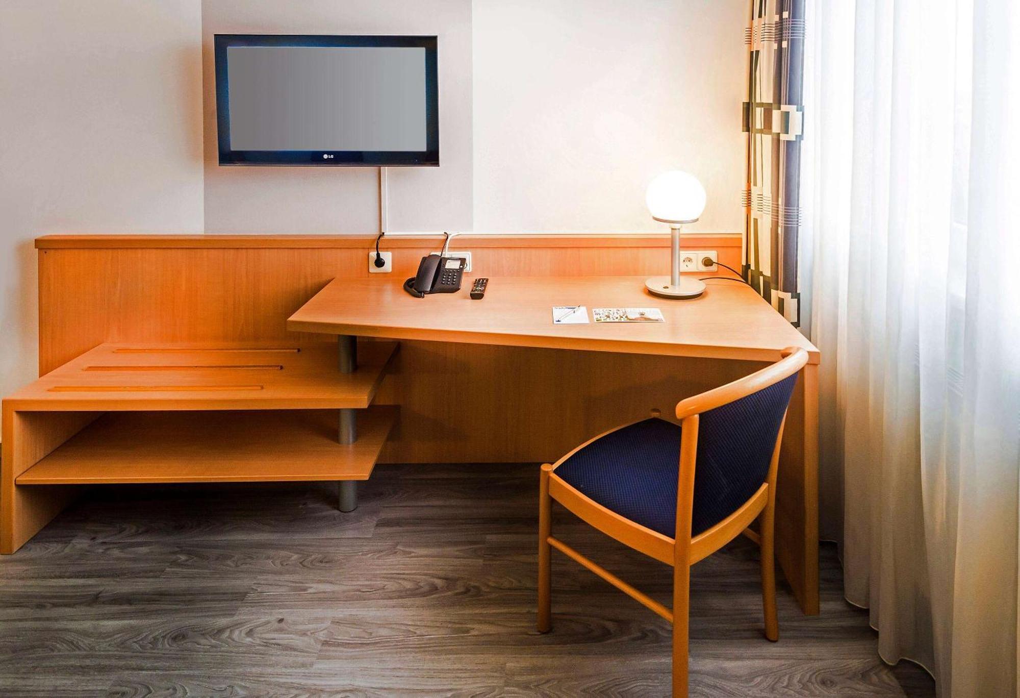 Hotel Bochum Wattenscheid Affiliated By Melia Exteriör bild